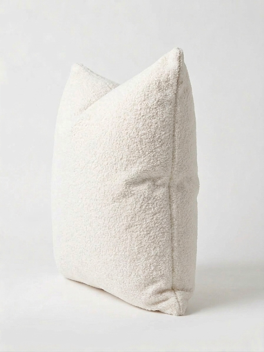Soft Touch creamy cushion (Cover+filling) 16x16