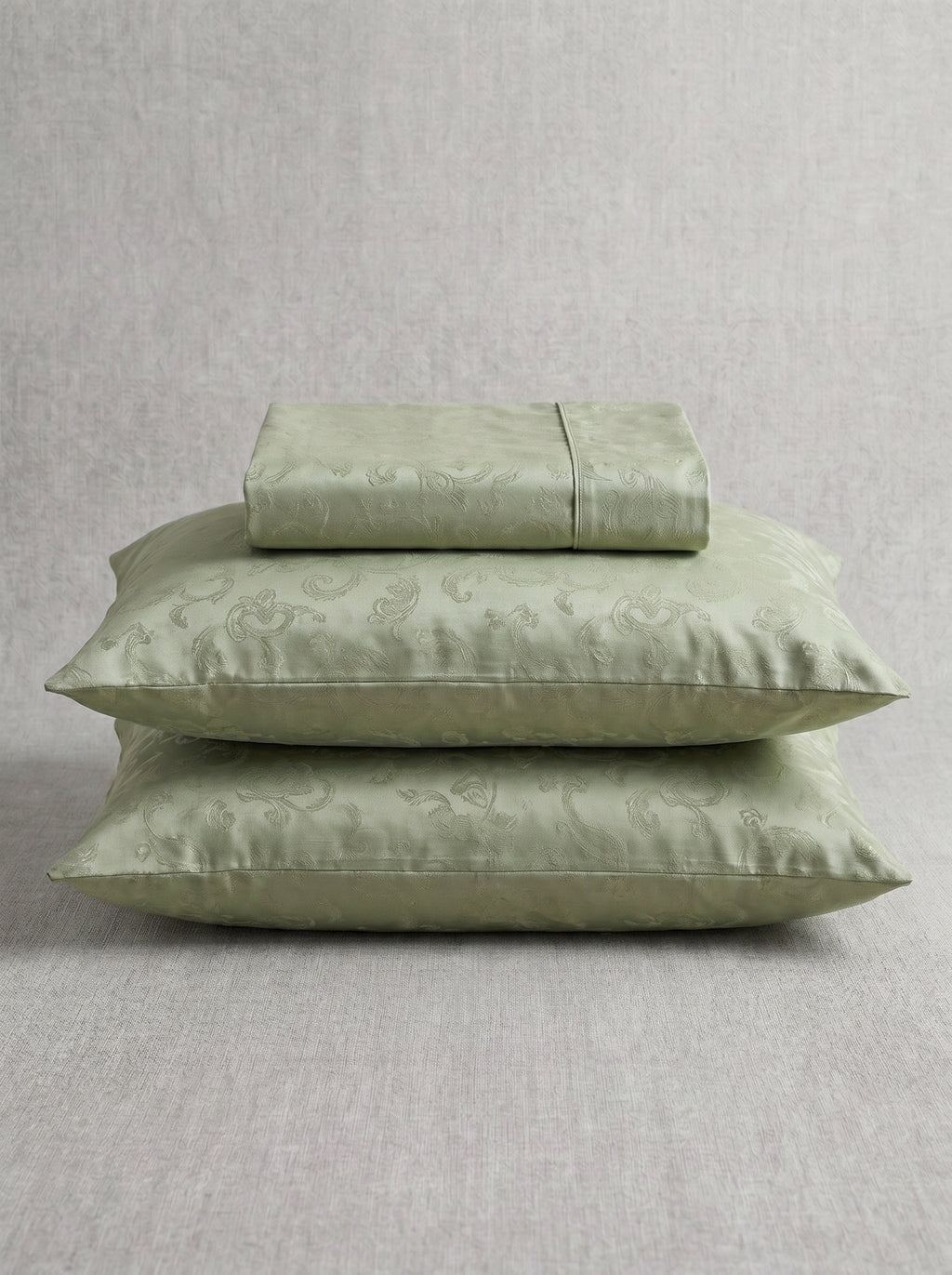 Fitted green bedsheet self print 3pcs