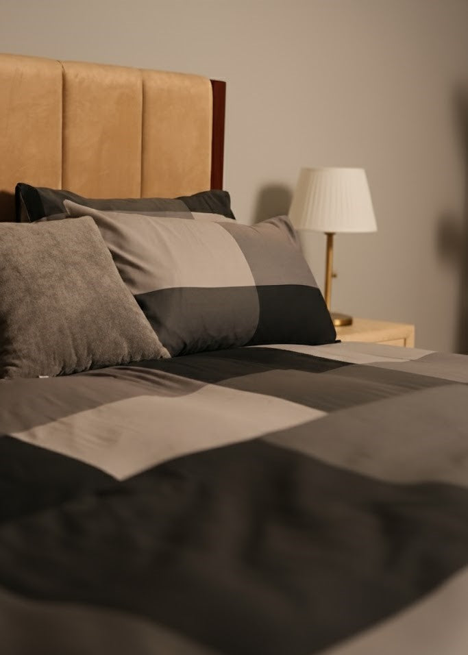 Urban charcoal cotton bedsheet duvet set