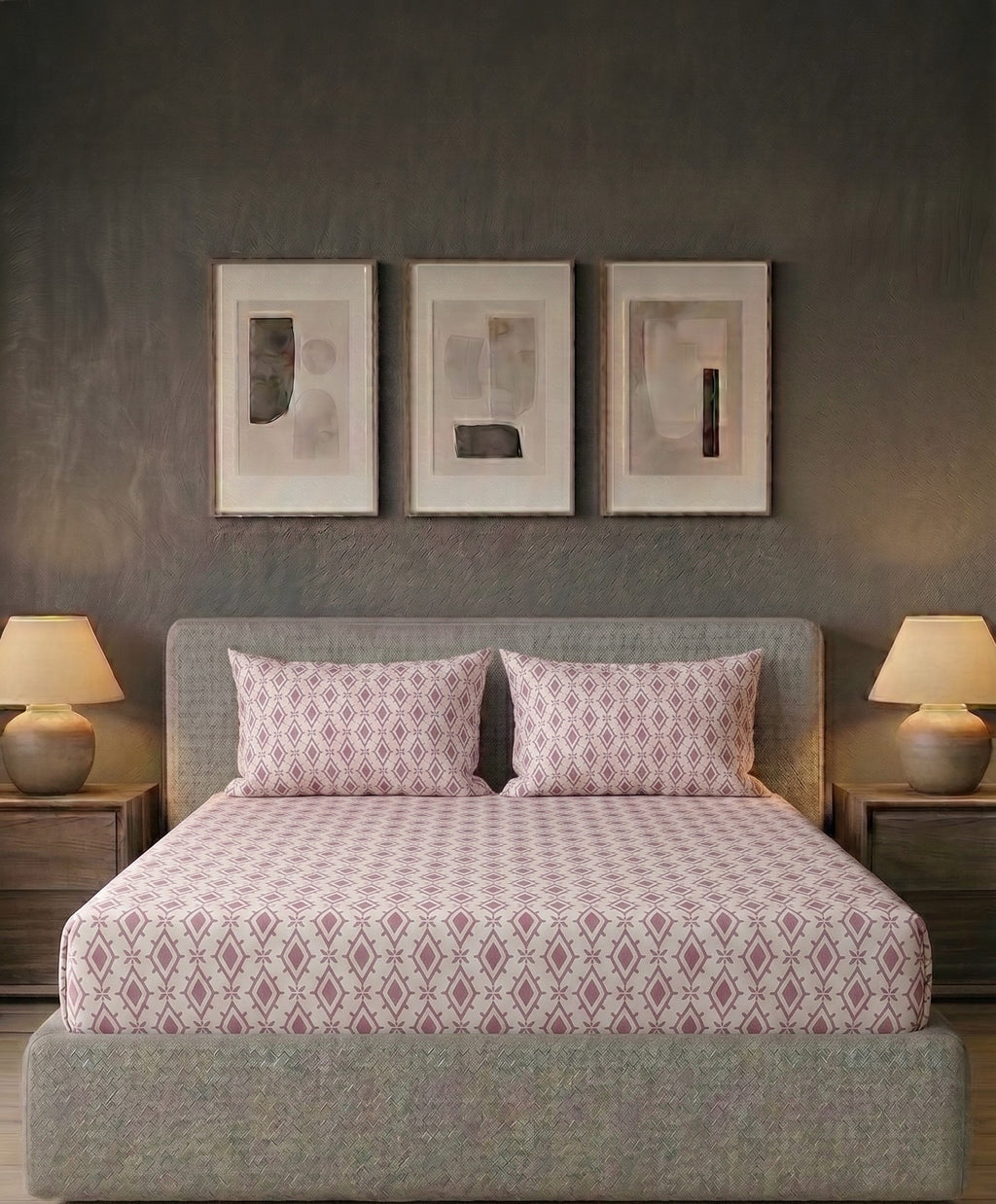 Soft Cotton Diamond in pink 3 Pcs Printed Bedsheet Set - image 2